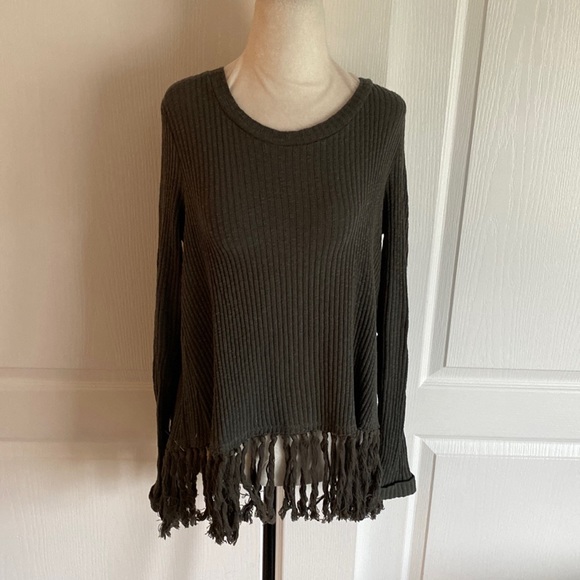 Anthropologie ribbed olive green crewneck sweater with fringed trim - Picture 1 of 7